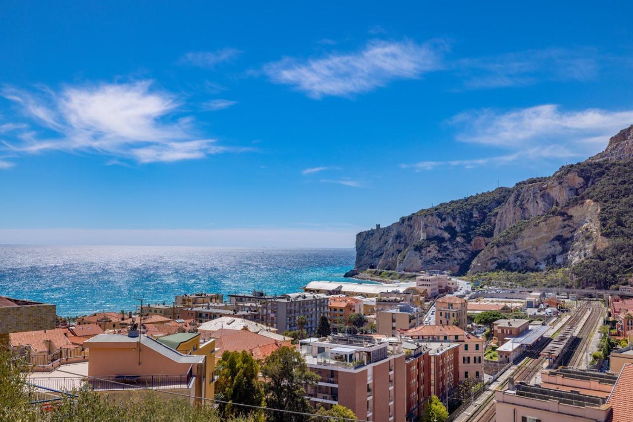 Casa Matilde - Appartamento Vista Mare - Con Posto Auto Finale Ligure Ngoại thất bức ảnh