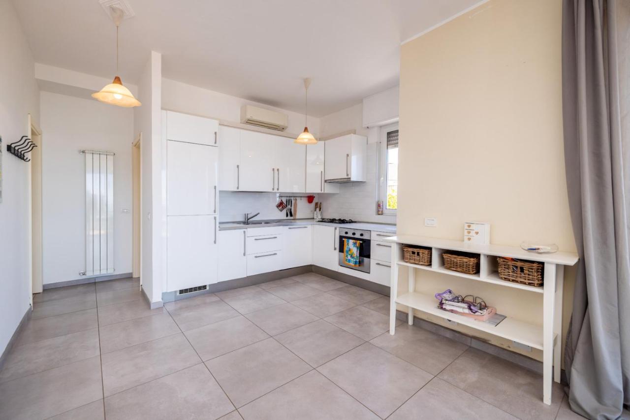 Casa Matilde - Appartamento Vista Mare - Con Posto Auto Finale Ligure Ngoại thất bức ảnh