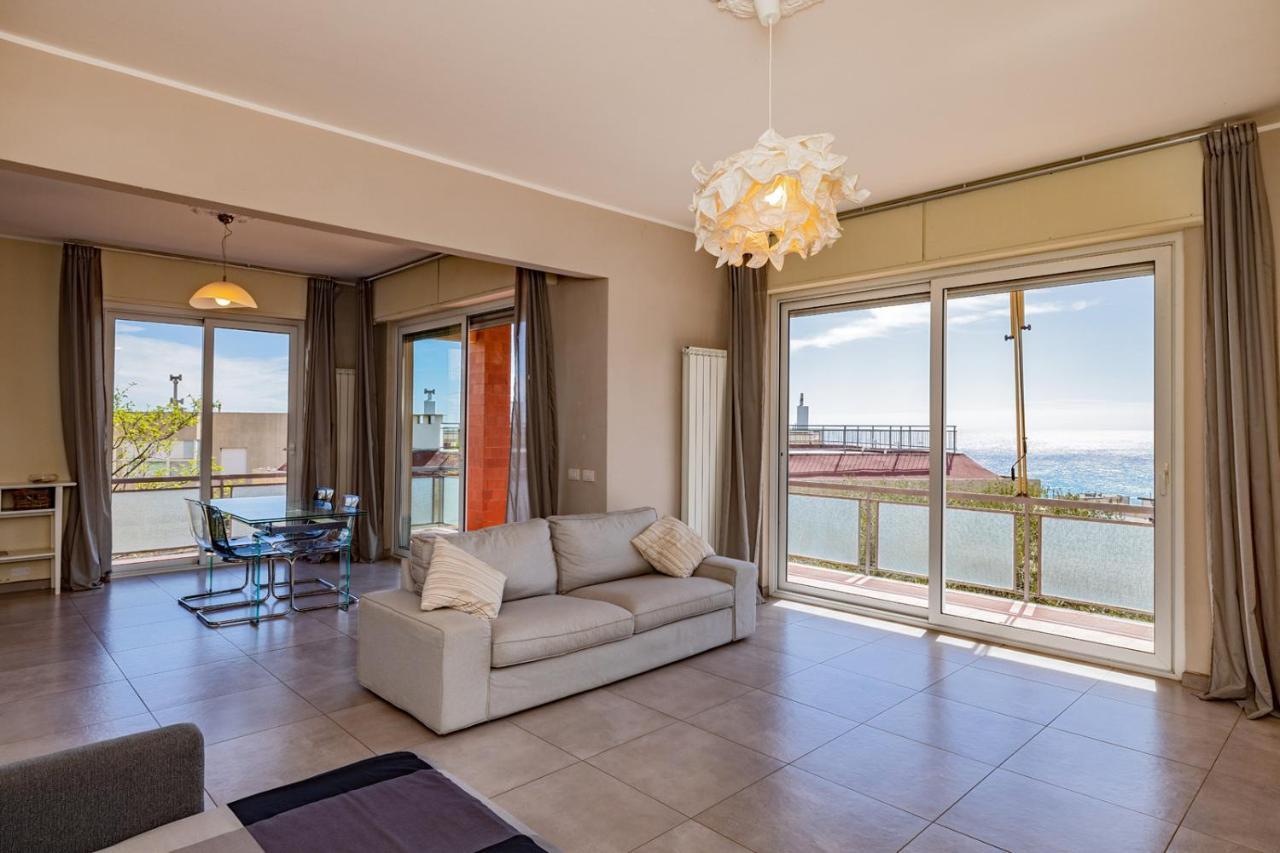 Casa Matilde - Appartamento Vista Mare - Con Posto Auto Finale Ligure Ngoại thất bức ảnh